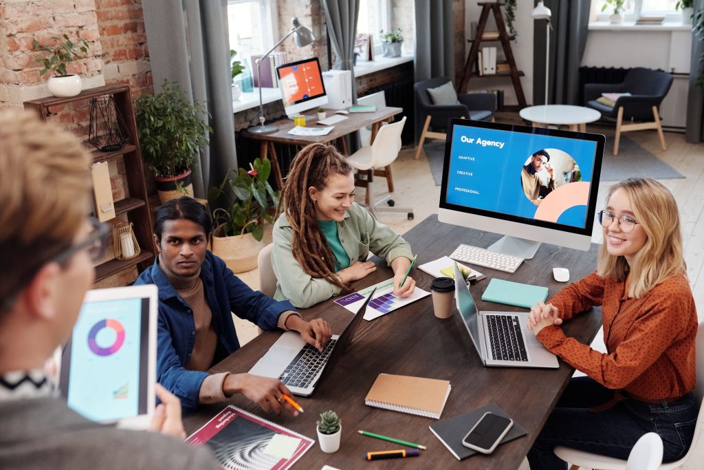 How are you handling the headshot problem for regular LinkedIn posting?